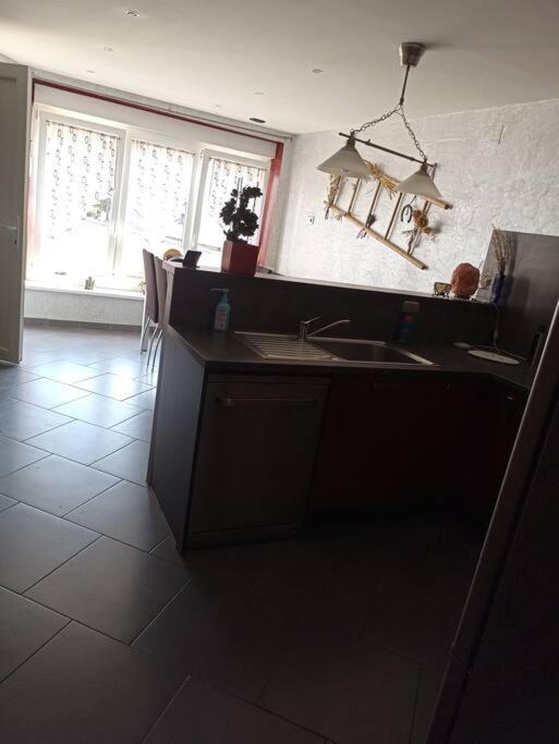 De 70m2 équipé *